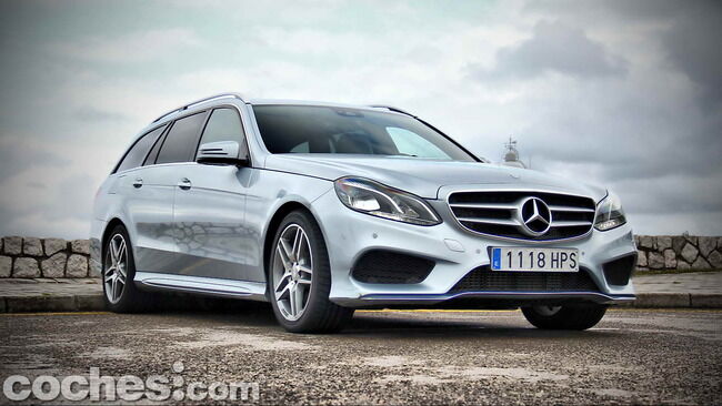 Mercedes_Benz_Clase_E_350_BlueTEC_4MATIC_Estate_03