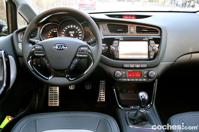 Prueba Kia ceed SW07