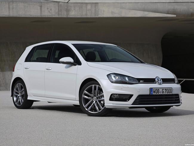 volkswagen_golf-r-line-2013_r10