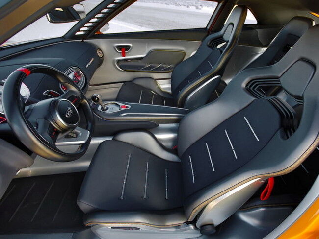 Kia GT4 Stinger 2014 07