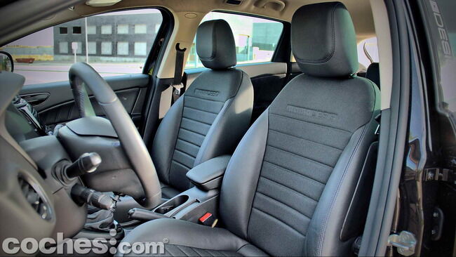 Lancia_Delta_S_MOMODESIGN_12