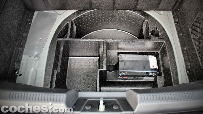 Lancia_Delta_S_MOMODESIGN_17