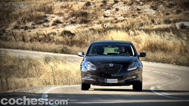 Lancia_Delta_S_MOMODESIGN_32