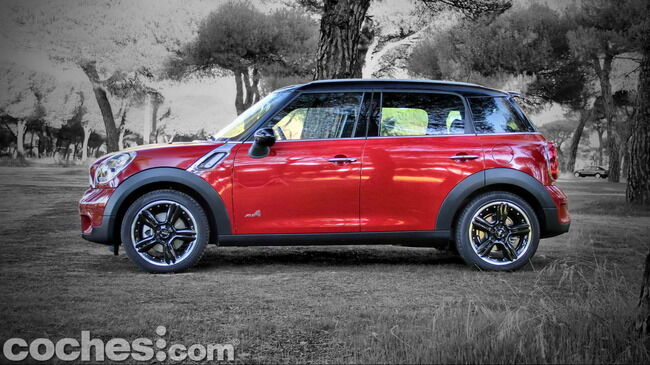 MINI_Cooper_S_Countryman_ALL4_05