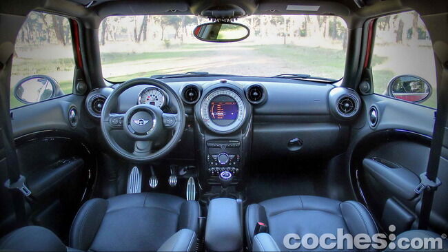 MINI_Cooper_S_Countryman_ALL4_06
