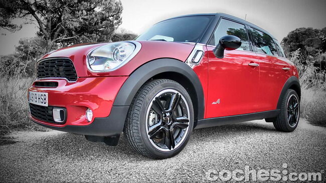 MINI_Cooper_S_Countryman_ALL4_16