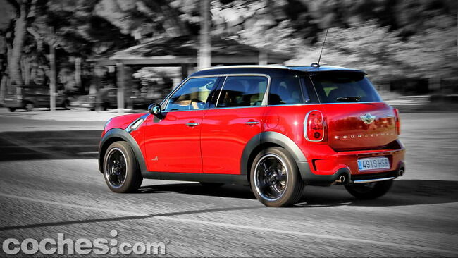 MINI_Cooper_S_Countryman_ALL4_21