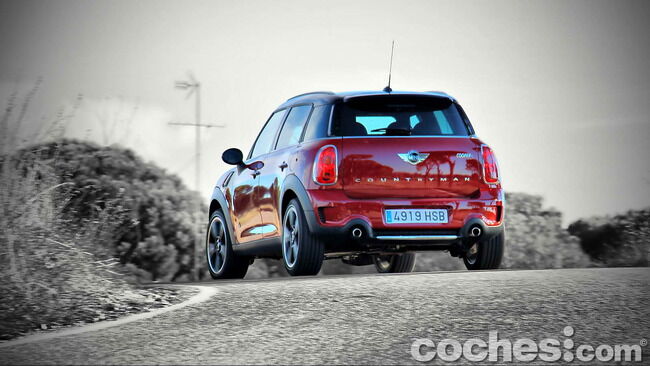 MINI_Cooper_S_Countryman_ALL4_27