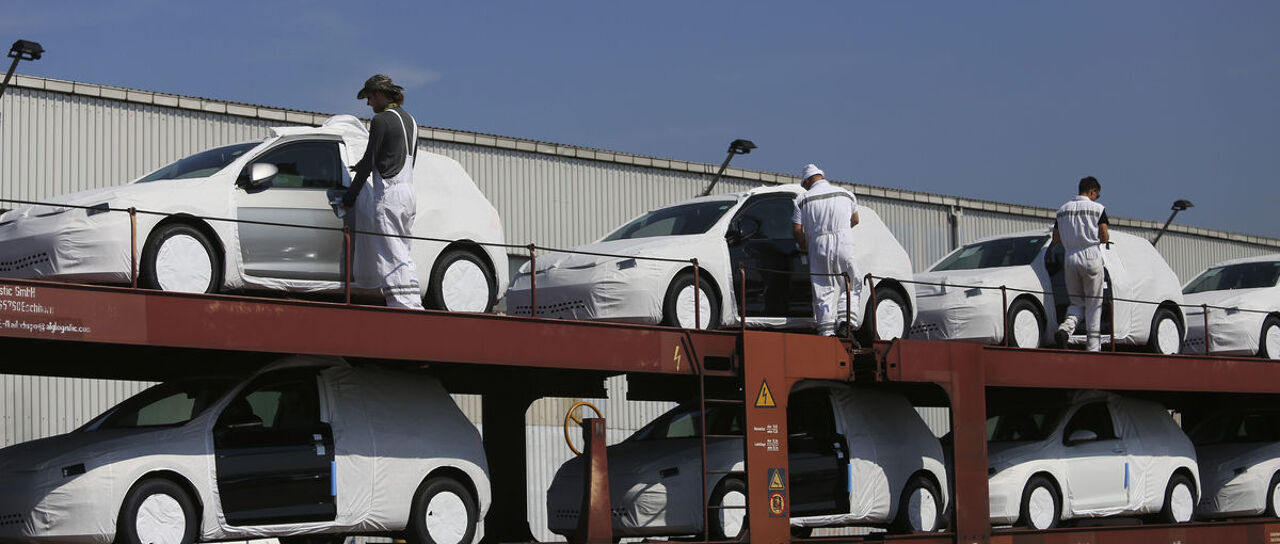 Todas las noticias de coches en un solo portal: Pruebas, fotos, vídeos, informes...