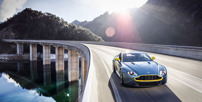 Aston  Martin V8 Vantage N430 2014 02