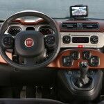 Fiat Panda Cross 2014 Interior 01 150x150