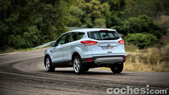 Ford_Kuga_31