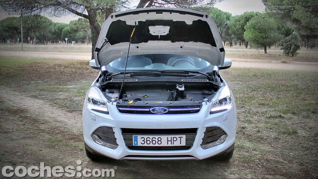 Ford_Kuga_36