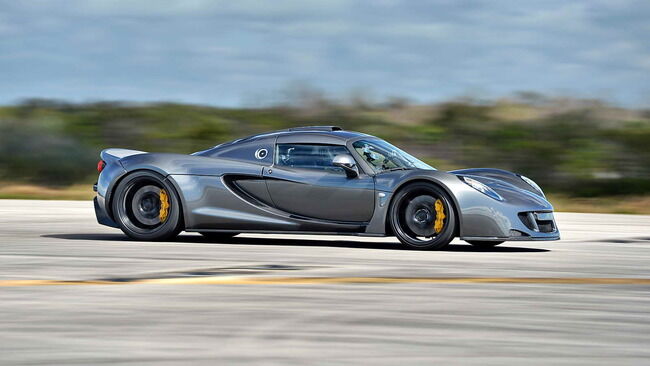 Hennessey_Venom_GT_270.4_mph_02