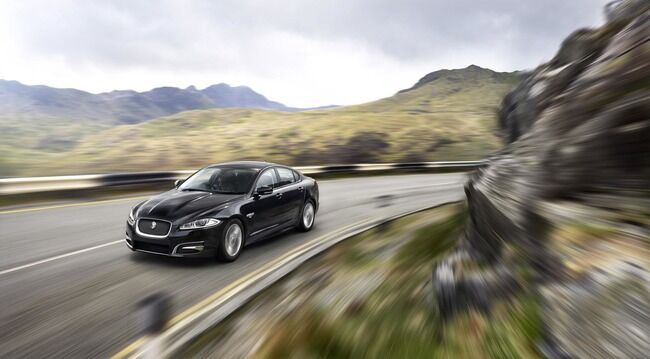 Jaguar XF R-Sport 2014 03