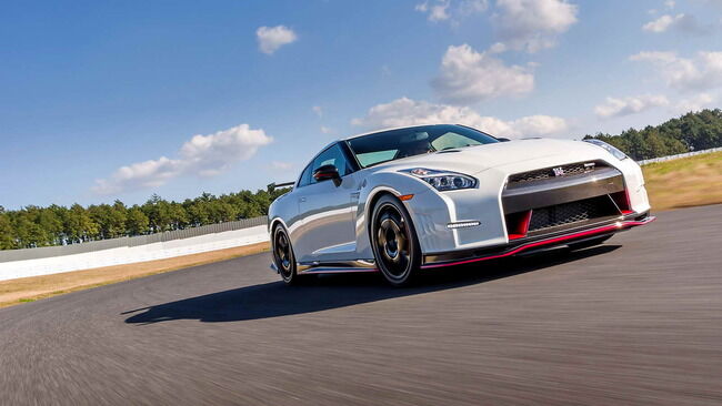 Nissan_GT_R_Nismo_02