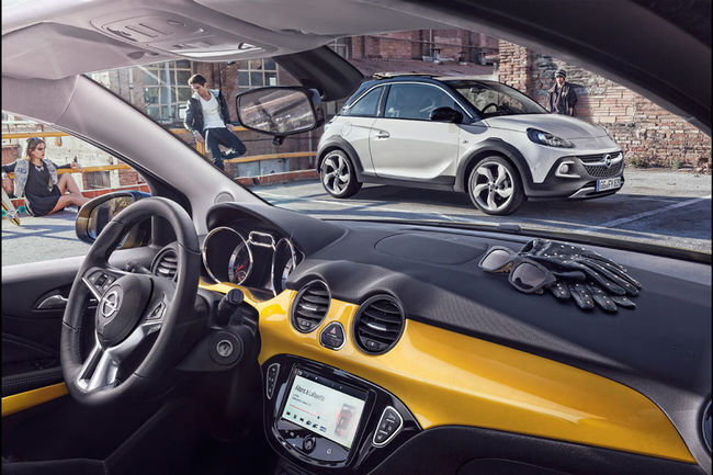 Opel Adam Rocks 2014 interior 01