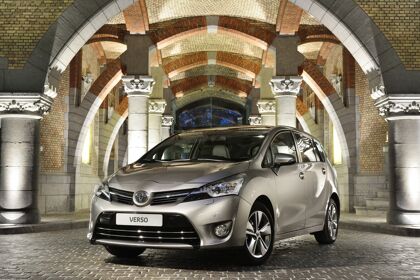 Nuevo Toyota Verso 2014, pequeños retoques para el monovolumen