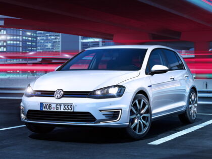 Nuevo Volkswagen Golf GTE, el Golf híbrido que consume 1,8 litros