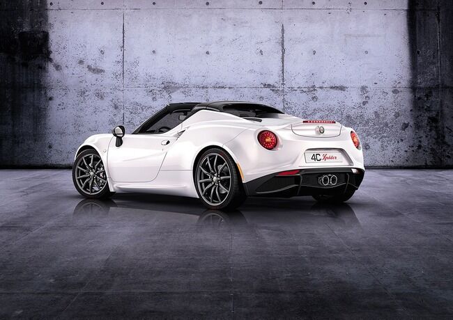 Alfa Romeo 4C Spider 2014 02