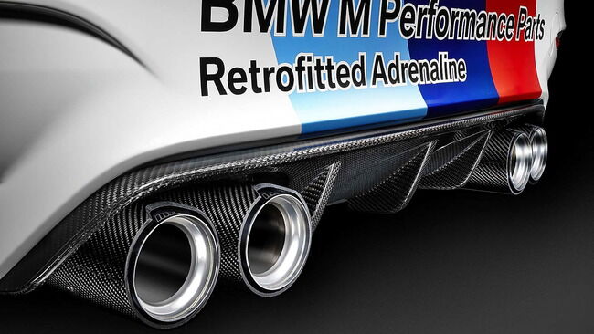 BMW_M4_Coupé_Safety_Car_MotoGP_05