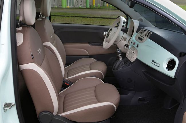 Fiat 500 2014 interior 13