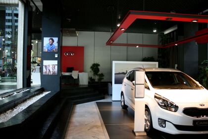 Cómo son los concesionarios que resisten la crisis: el caso de Ibericar Móvil