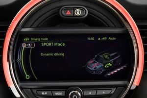 MINI Cooper S F56 2014 34