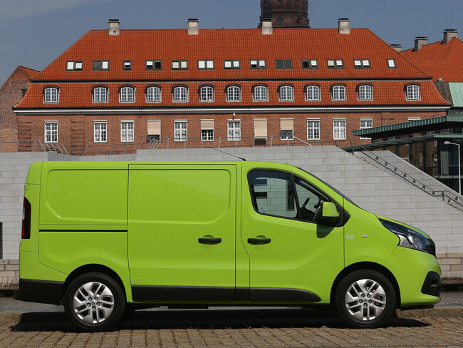 Renault Trafic 2014 33 650x488