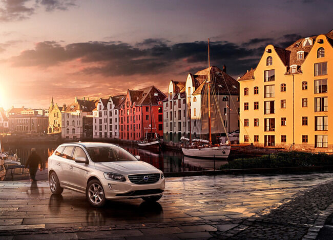 Volvo V70 XC70 Ocean Race 2014 01