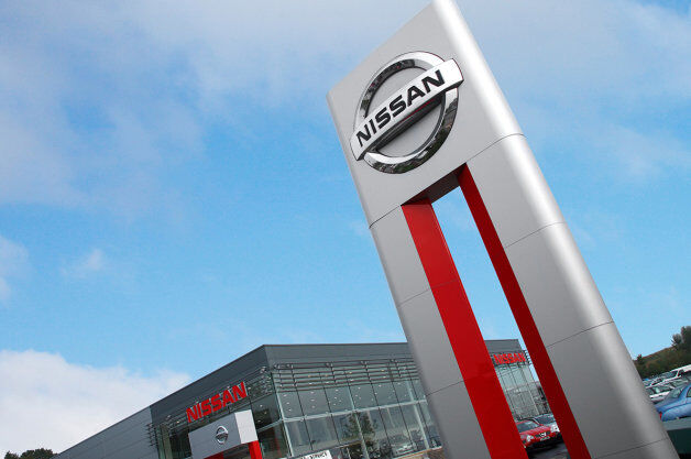 concesionario Nissan Showroom