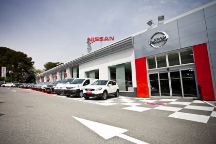 Nissan prueba un nuevo tipo de concesionario sin mesas ni despachos
