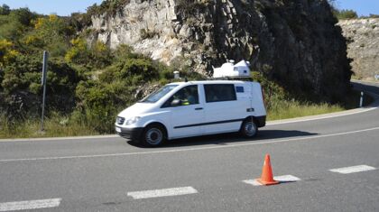 El coche gallego capaz de localizar defectos en las carreteras