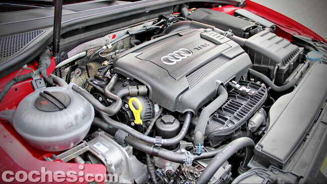 Audi_A3_1.8_TFSI_quattro_Stronic_25