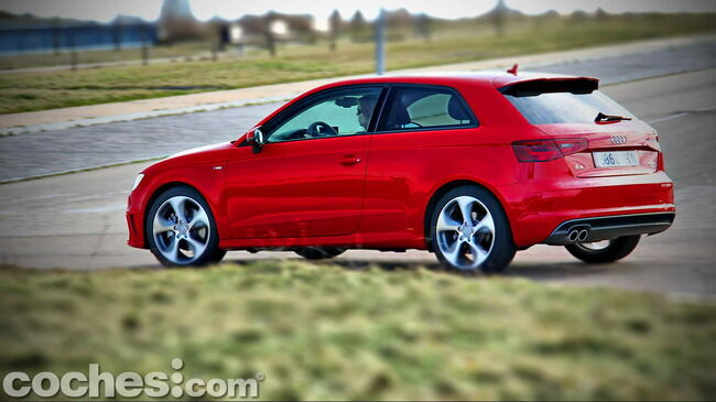 Audi_A3_1.8_TFSI_quattro_Stronic_38