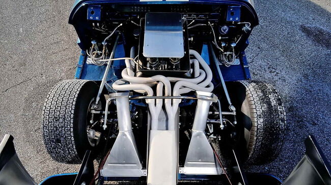 Ford_GT40_Prototype_GT_104_1964_10