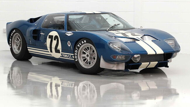 Ford_GT40_Prototype_GT_104_1964_12