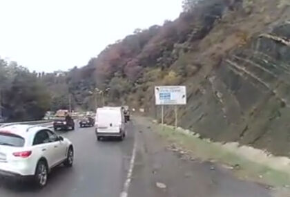 Esto es lo que ocurre cuando un camión se queda sin frenos