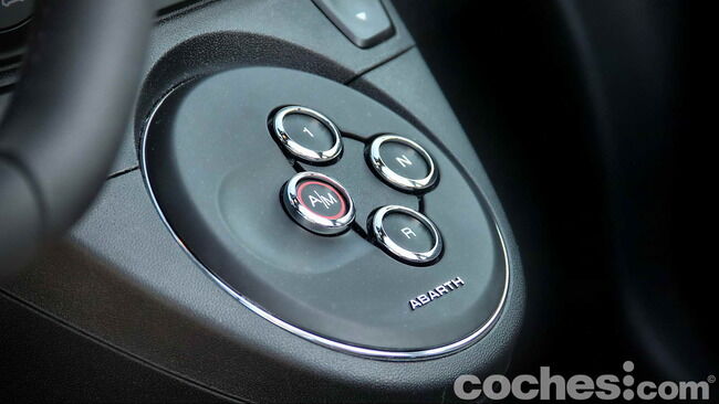 Abarth_595C_Turismo_38