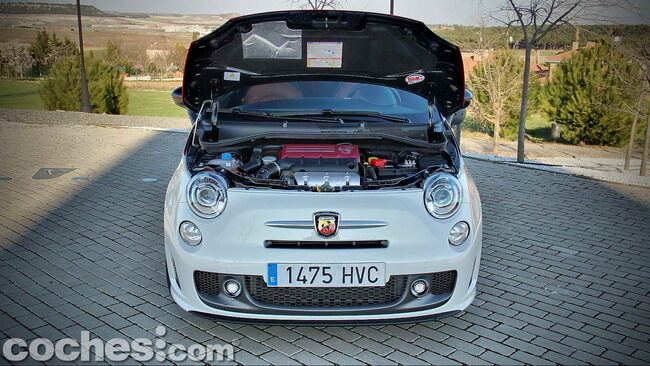 Abarth_595C_Turismo_40