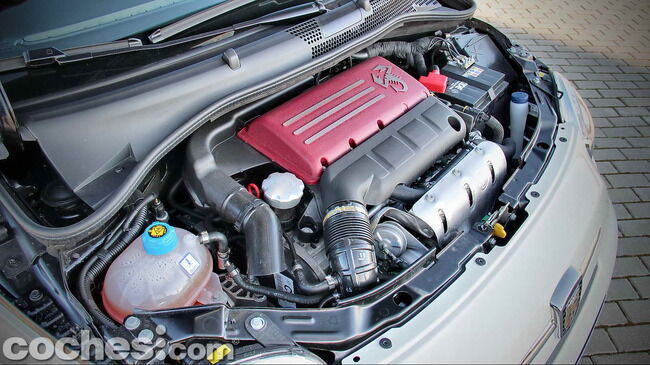 Abarth_595C_Turismo_42