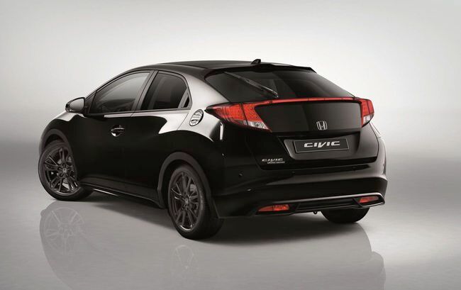 Honda Civic Black Edition 2014 02