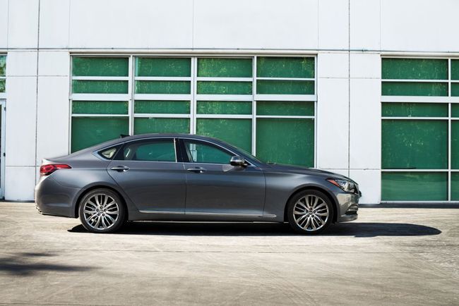 Hyundai Genesis 2014 02