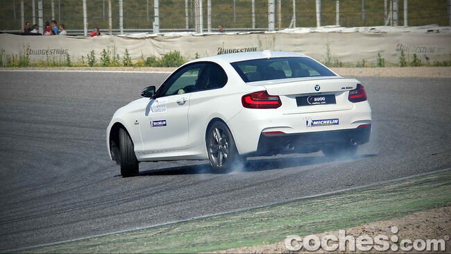 Michelin_Pilot_Sport_Experiences_12
