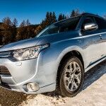 Mitsubishi Outlander PHEV 2013 11 150x150