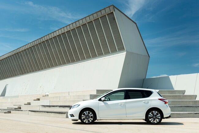 Nissan Pulsar 2014 12