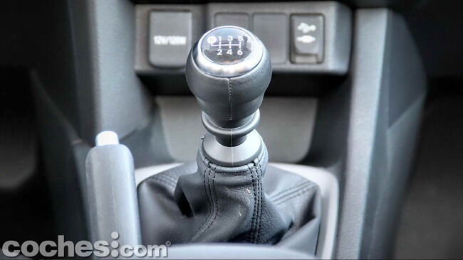 Toyota_Auris_130_Active_48