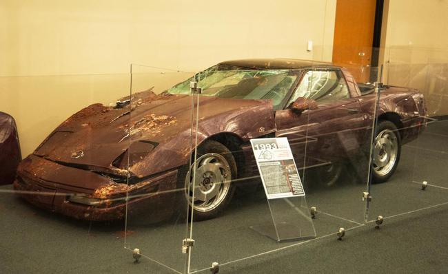 chevrolet corvette estrellado