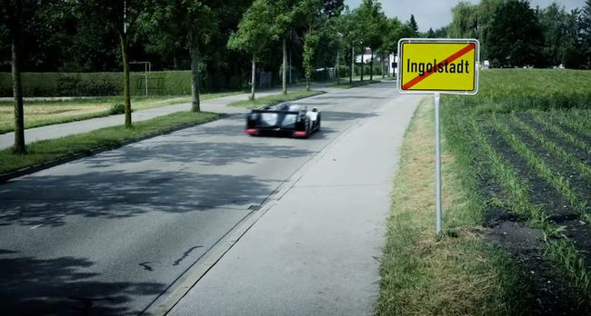 Audi Porsche Le Mans 2014 02