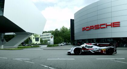 Así saluda Audi la vuelta de Porsche a Le Mans